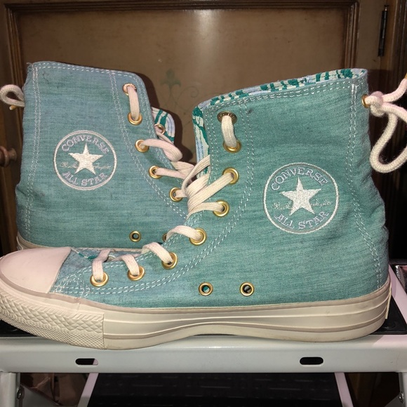 NWOT Converse Allstars Chuck Taylor - Picture 7 of 8